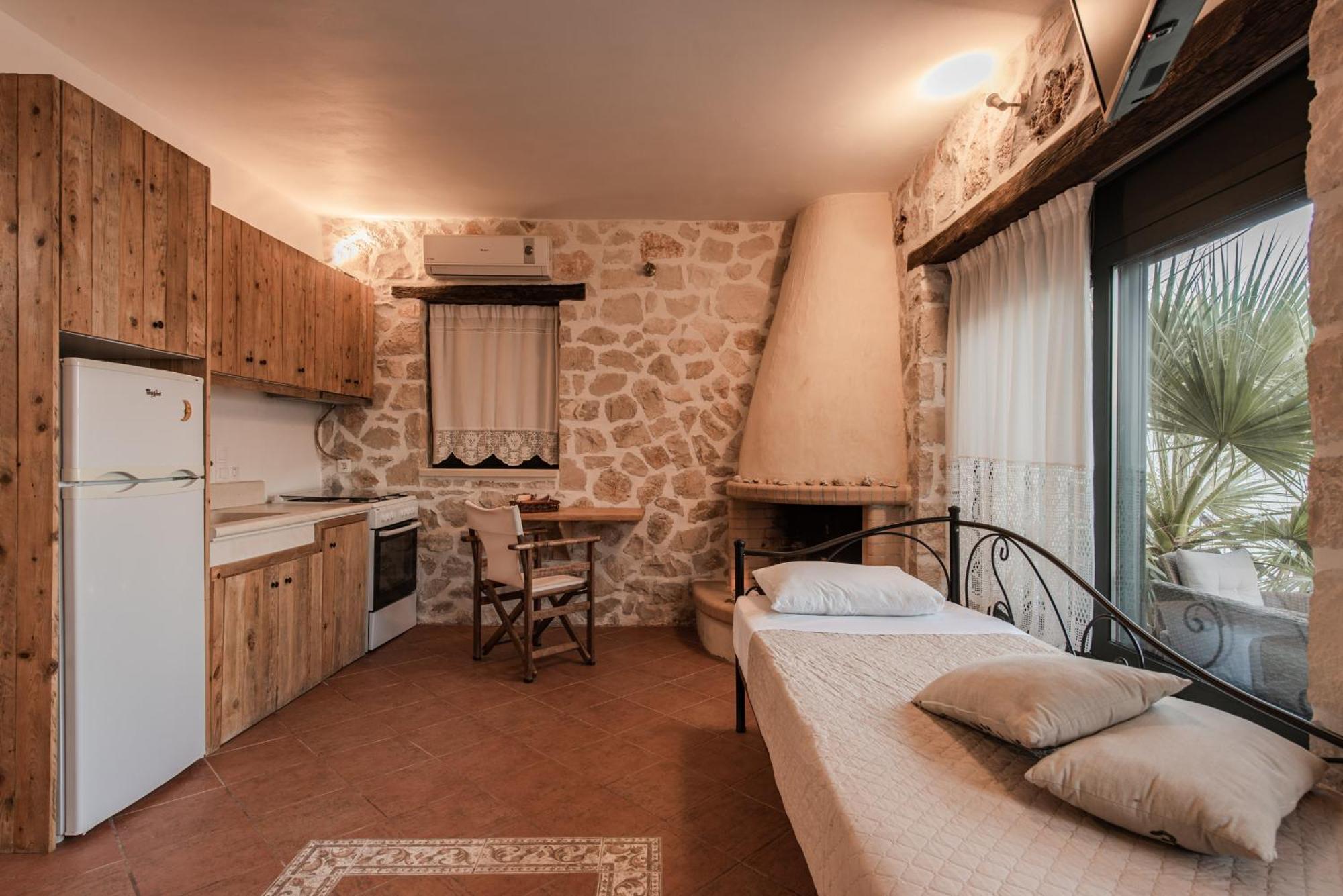Anemos Guest House Korithion Luaran gambar